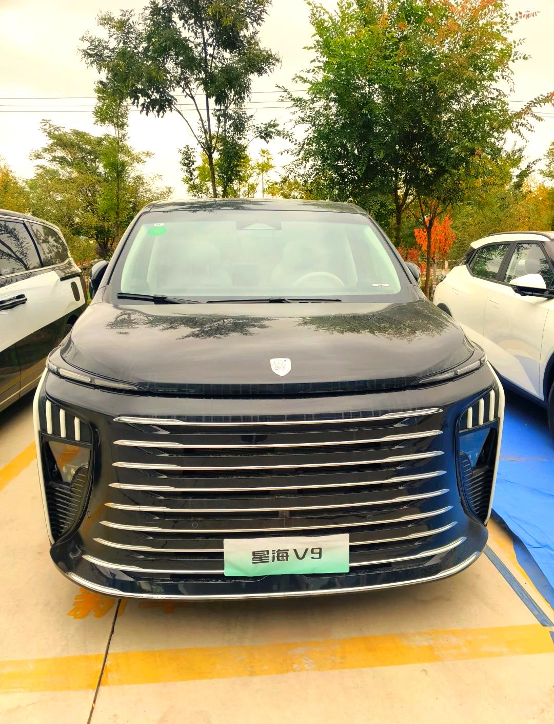 2025广州车展:吉利银河V900首发 搭载增程动力