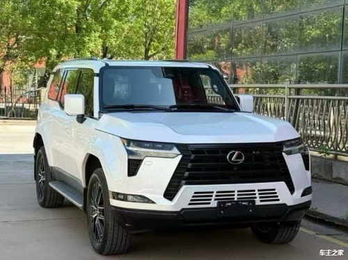 成都雷克萨斯GX美版报价81万起 欢迎到店试驾