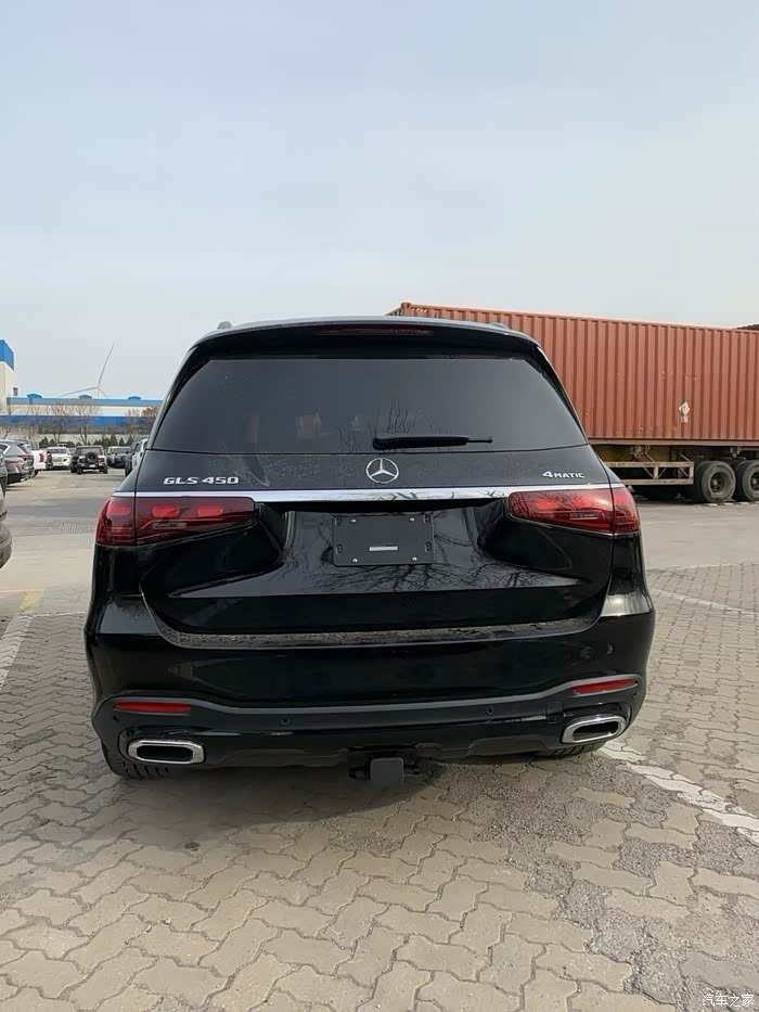现购奔驰GLS加版享20万优惠 售四川
