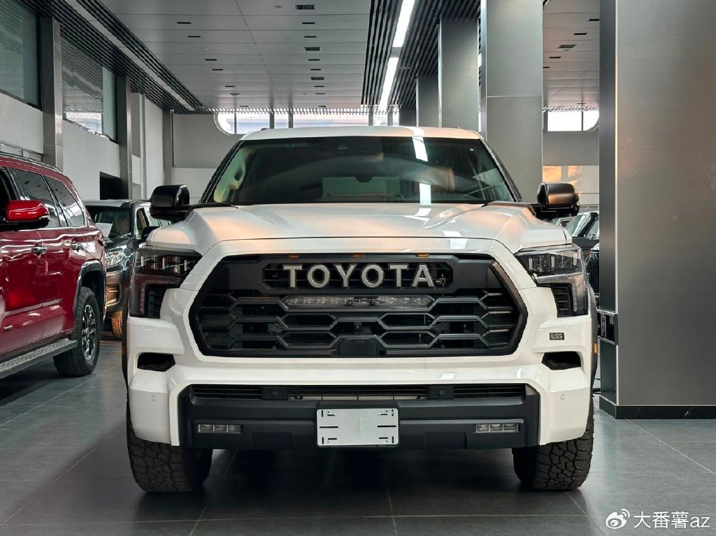 成都平行进口丰田红杉加版最新行情 售价96万元起