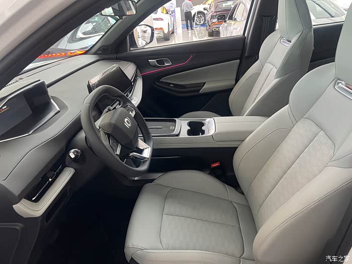 不止代步!长安启源Q05超级置换一口价7.49万起