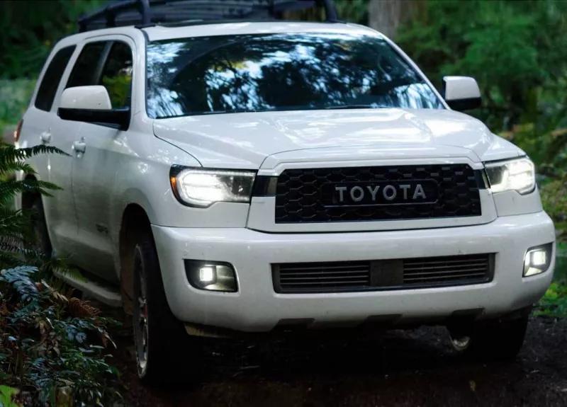 平行进口丰田红杉美版价格最低101万起售 售四川