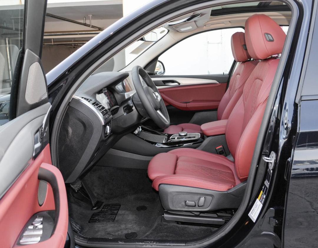 全新宝马iX3 M车型谍照曝光 搭载高性能电机