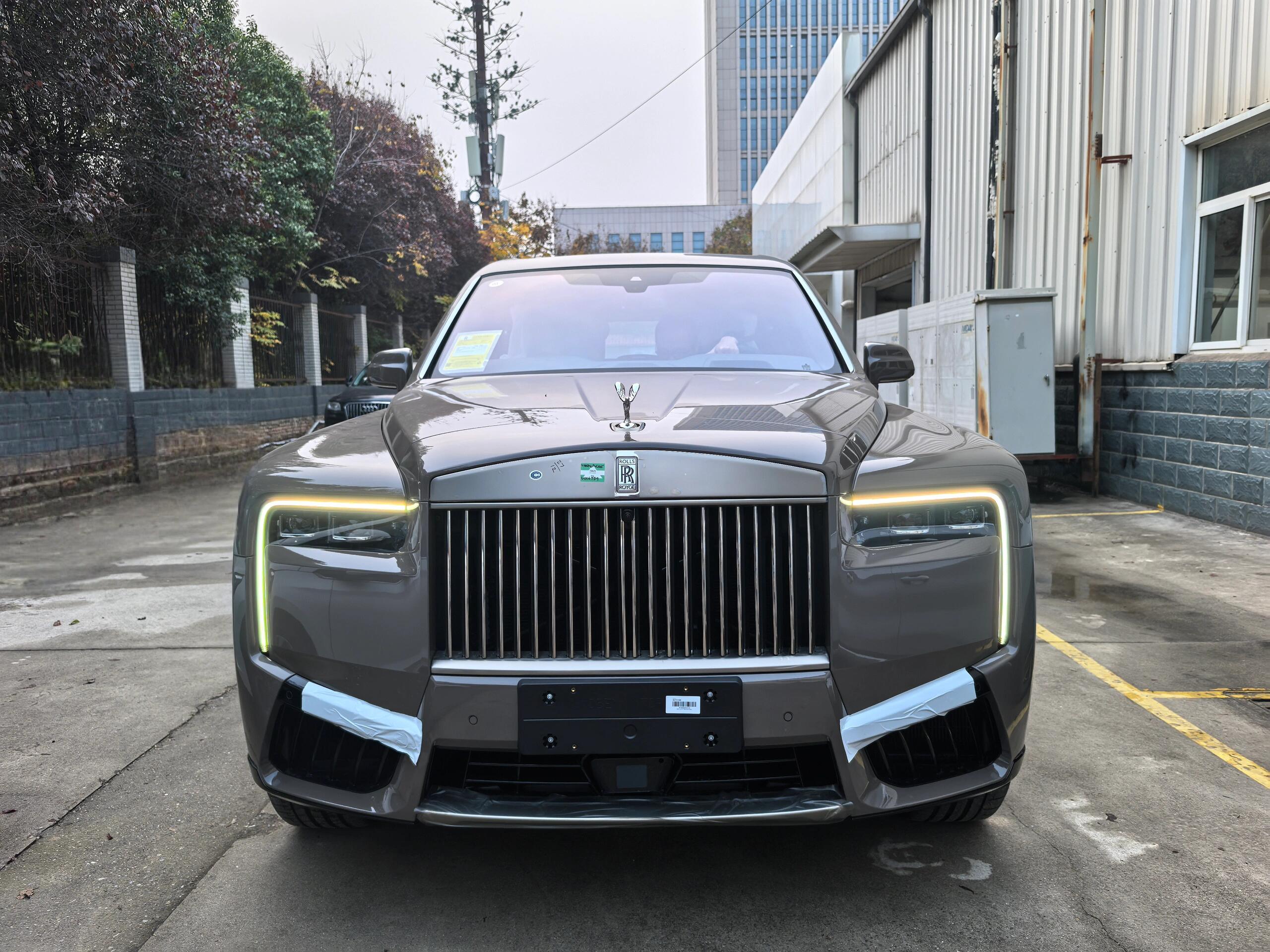 劳斯莱斯库里南价格优惠67万 欢迎前来试驾